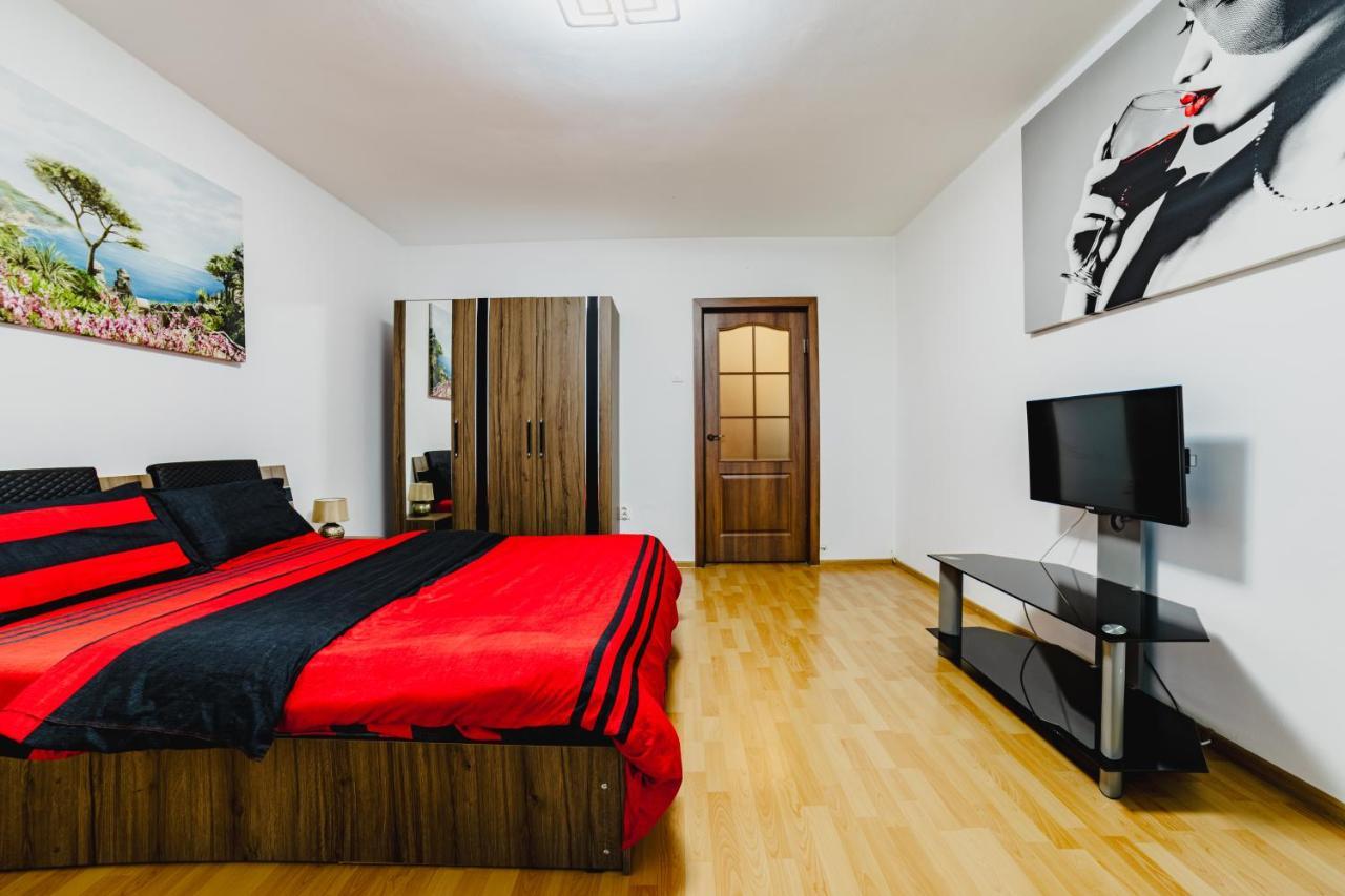 Studio Coresi Mall Brassó Kültér fotó